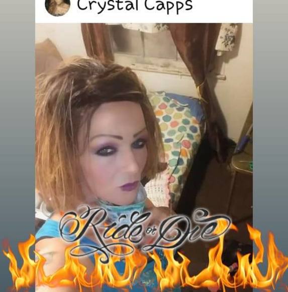 crystalcapps837